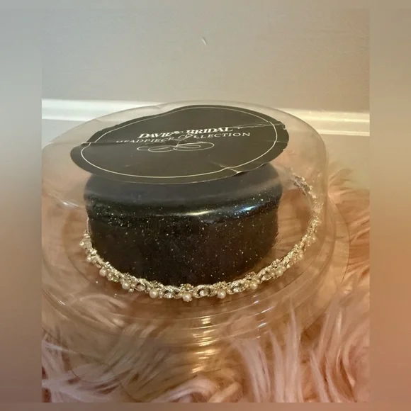 3 randum items (: - Picture 2 of 3